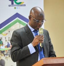 Ziblim Alhassan, Executive Director of the GhLA, speaking at the Stakeholders’ Forum in Accra, Ghana. Photo: GhLA.